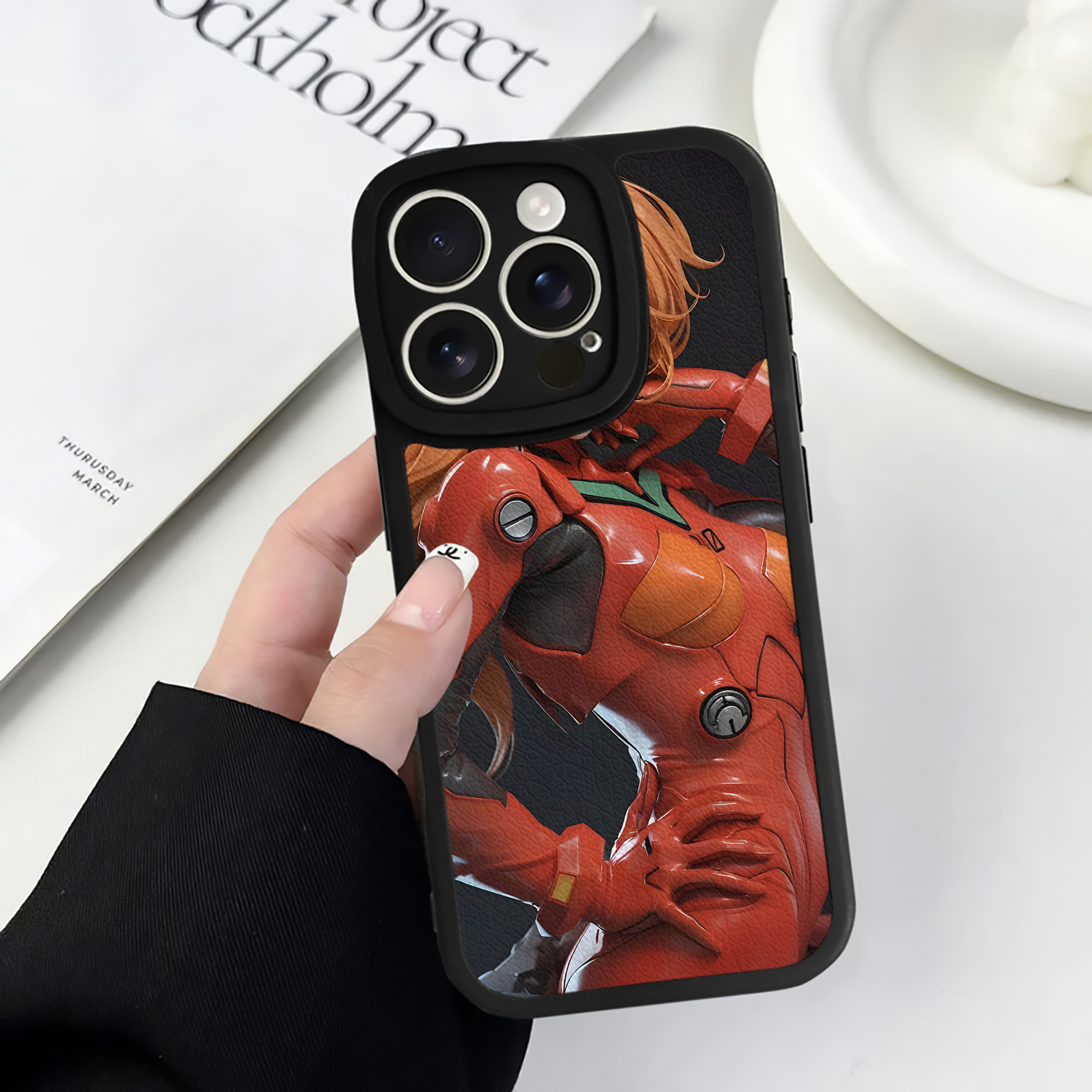 （画像用） EVA 新世紀エヴァンゲリオン 【iPhone 16シリーズ対応】シリコンスマホケース（レザー調） 材質：シリコン